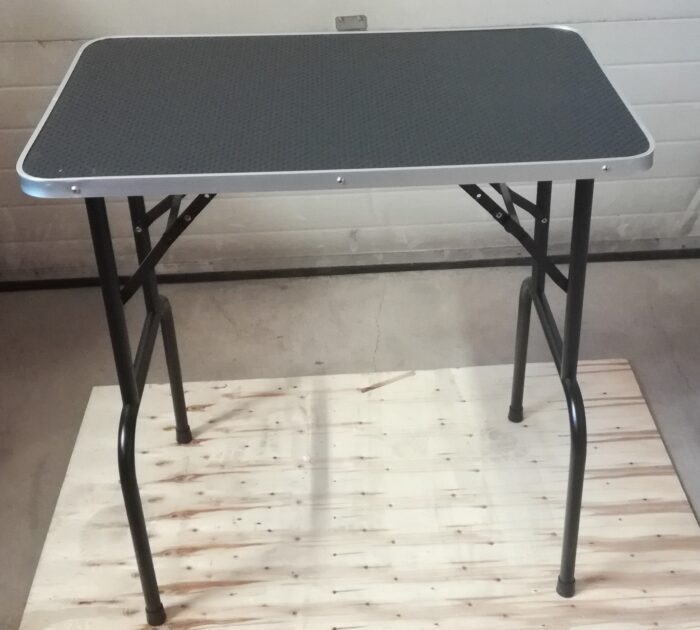 Trimmauspöytä, L-koko (pit. 90cm), Musta